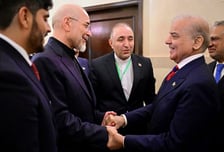 이란, 벼랑 끝 몰리고도 미국과 마주앉은 이유[우보세]