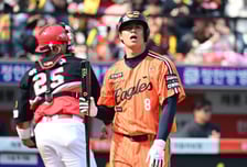 '한화 드디어 결단!' 리그 최다 삼진 노시환, 전격 2군행→'팬 막말 논란' 최충연도 윤성빈과 함께 1군 말소