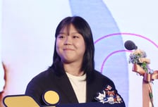 [포토] 신인왕 이지윤 '내년엔 우승입니다'