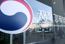 '주사기·주사침 매점매석 금지 고시' 시행…"과다보유·판매기피 안돼"