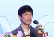 [포토] MVP 한선수 '노장의 힘'