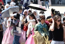 "'봄' 보셨나요"…4월에 30도 육박, 불볕더위 이미 시작됐다