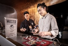 "오비맥주 생맥주 관리사 취득하세요"...국내 최초 정부 인증 자격증