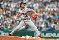 [오피셜] 악! 결국 탈났다 '깜짝 팔 부상 악재'→끝내 전열에서 이탈 '몸값이 대체 얼만데...' 하필 선발진만 부상자 속출이라니