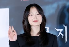 김혜윤 '살목지' 7일 만에 '81만' 손익분기점 달성…살리단길 인기