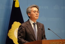"아파도 못 쉬는 유치원 교실 바꾼다"…대체교사 의무 배치 법안 발의