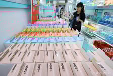 "골프복도, 립스틱도 여기서 샀다"…다이소로 바뀐 소비 습관