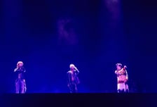 코첼라 찢은 빅뱅, 깜짝 트로트 무대도