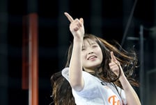 [포토] '찬스는 살리는 맛'  날아오른 석화