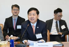 구윤철 'K경제 세일즈맨' 변신…'디스카운트' 떼고 '프리미엄' 붙인다