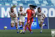 '11명이 10명한테 졌다' 女 축구, 캐나다에 1-3 완패... 브라질전 이어 2연패 '빛 바란 김신지 환상 프리킥'
