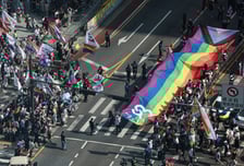 [현장+]'광장' 포기한 퀴어축제, 도심서 연다..."비협조vs원칙"