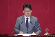 진성준 "한은 총재, 매파적 소신 있어야"…신현송 "경제상황 보고 판단"