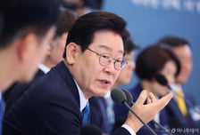 '네거티브 규제' 강조한 李대통령 "말은 해놓고 엄청 불안하지만…"