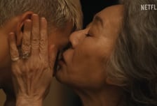 "윤여정, 20살 어린 남편 생긴다니 웃더라"…캐스팅 비화 공개