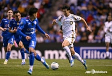 '답답했던 90분, 마지막 1분에 빛났다' 손흥민, PK 만든 美친 '노룩 패스'... LAFC, 챔피언스컵 4강 견인