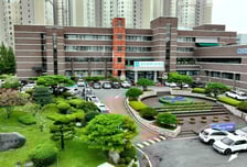 태도 지적받은 중학생, 선생님 밀쳐 뇌진탕…쓰러져 경련까지