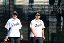 [포토] '외야에서 훈련하는' 김서현