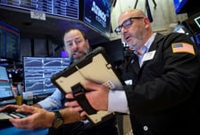 종전에 베팅한 美 증시…S&amp;P 사상 최고치 경신[뉴욕마감]