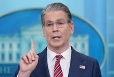 美, 이란 돈줄 조이는 '이코노믹 퓨리'…거래국가 2차제재 경고