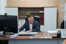 '정책·정무·대화 삼박자' 강명 서울시50플러스재단 대표 "소통해야 성과"
