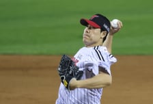 [포토] 김진성 '오늘도 어김없이 등판'