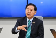 구윤철 "차량용 요소수, 4월말 공공비축분 방출 추진"