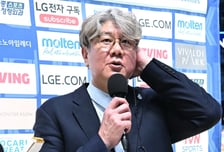 "힘들어서 발 안 떨어지는 거 알아, 내가 미안해" 손창환 감독의 '공감' 리더십→SK전 3연승 스윕 이어지다