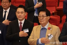 박지원 "장동혁 입국정지해야…국민고통 공감않는 정치 사이코패스"