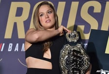 '파격' 女 최강 파이터 론다 로우지 "실은 임신했을 때..." 무려 10년 만의 복귀 이유는