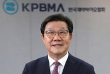 "약가 인하에 긴장…망치 들고 온 것 같아" 소회 밝힌 노연홍 회장