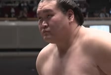 "술 먹고 女 성추행→제자 뺨 때려도 되나?" 176kg 레전드 폭행 사건 '끝없는 논란'... 솜방망이 처벌 의문까지