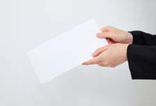 "축의금 10만원, 욕먹을 일?"...밥값 9만원인데, 가족 4명이 갔다