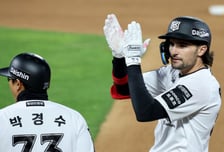 [포토] '3회말 1타점 적시타' 힐리어드