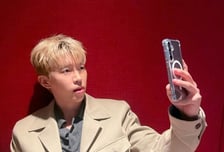 임영웅, 막 찍어도 화보…금발 변신 후 물오른 외모