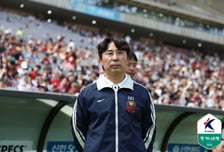 "작년에 비판해서 미안해요"... 서울 팬 '자진 신고' 받은 김기동 감독 "감독은 성적으로 증명할 뿐" [상암 현장]