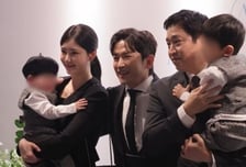 "역사적 순간" 이민우, 결혼식 최초 공개...'초호화' 하객 총출동