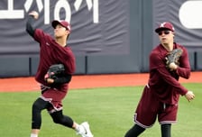 이강철도 자못 궁금하다 "안우진, 오랜만에 좋은 구경해야지→배동현도 공이 땅에 붙어서 오더라"