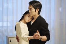 '닥터신' 안우연·주세빈, 숨결 닿을 듯 아찔 밀착 댄스…묘한 기류