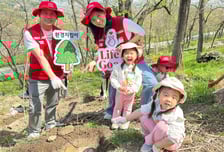 LG전자의 '친환경 캠페인'…세계 곳곳에서 나무심기·폐가전 수거