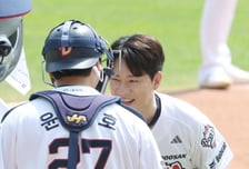 [포토] 정상훈 '오늘 지면 칭따오 행'