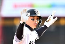 "허경민-류현인 부상 아찔, 근데 또 나왔어→진짜 신기하네!" KS 명장도 '난세영웅' 등장에 감탄