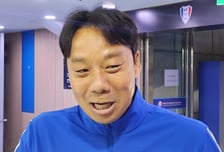 '아들도 힘들었던 감독 사임→열렬한 환대' 울컥한 염기훈 "사실 빅버드 올 용기도 안 났는데..." [수원 현장]