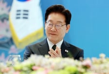 李대통령 지지율 65.5% '취임 후 최고치'…민주 50.5%·국힘 31.4%