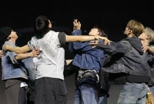 "CJ ENM, 업황 부진에 실적 회복세 더뎌…목표가↓"-한국투자