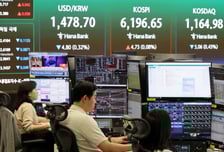 호르무즈 재봉쇄? "팔까 살까"…휴전 시한 D-1, K증시 보합권 출발