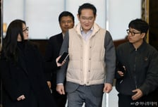 '최대 10조 예상' 이재용 배터리 세일즈 통했다…벤츠 손 잡은 삼성SDI