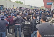 화물연대 집회서 물류차가 노조원 덮쳐…1명 사망·2명 부상