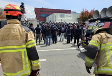 화물차 치어 조합원 숨지고 경찰 부상까지…CU 덮친 '노란봉투법' 쇼크