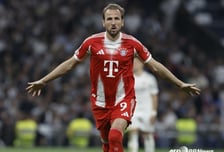 '무관 귀신은 옛말' 케인, 우승 청부사 됐어도 "트로피 아직 더 남았다"... 리그 우승 넘어 '트레블' 정조준